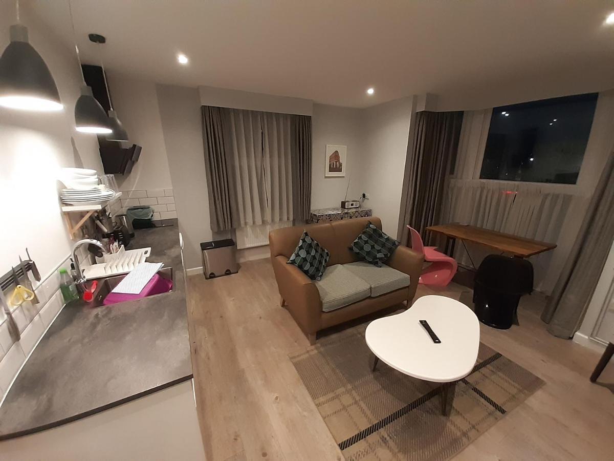 Cotswold Aparthotel Stroud  Luaran gambar